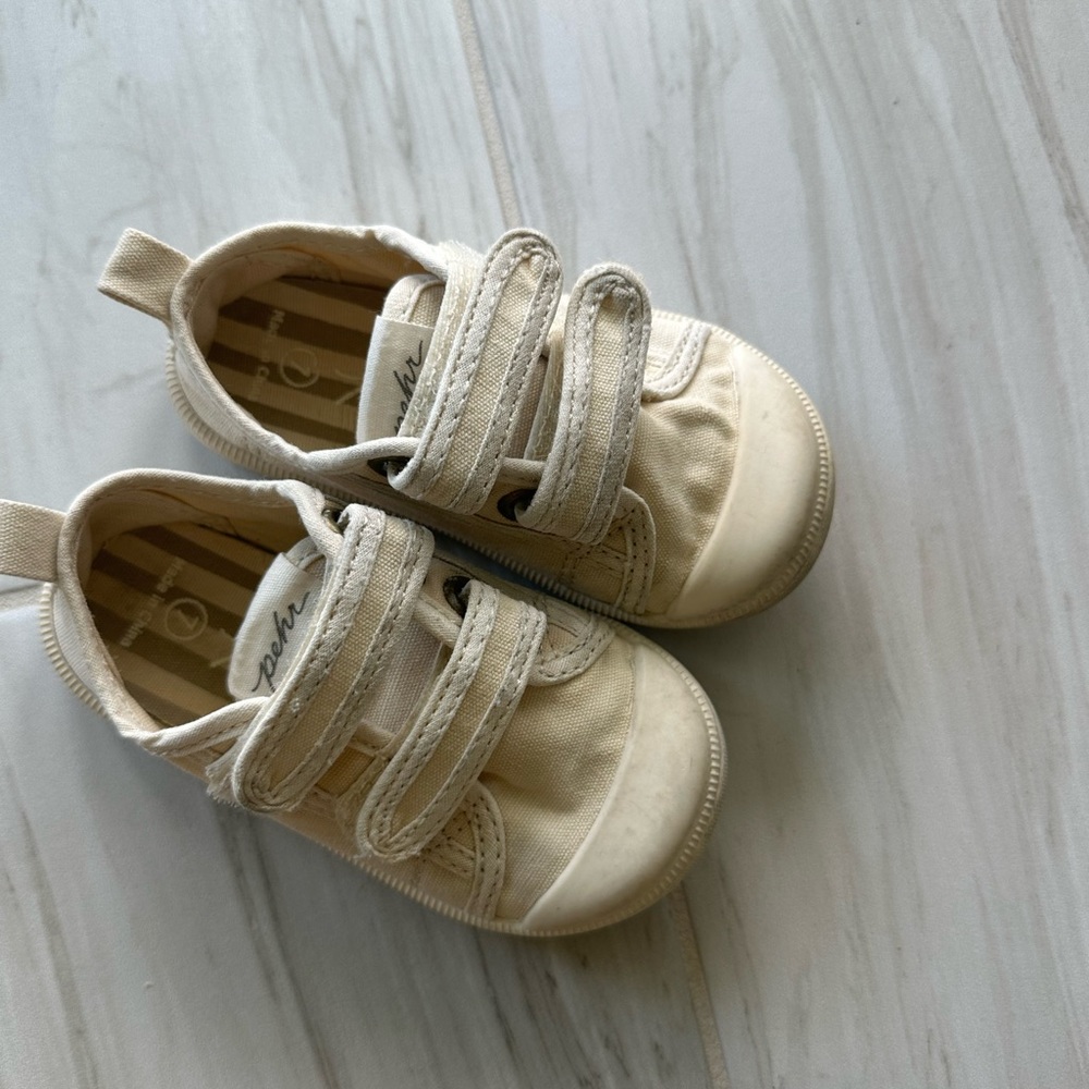 Pehr Toddler Recess Sneakers in Sand